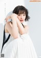 Suzu Hirose 広瀬すず, Shonen Magazine 2021 No.10 (週刊少年マガジン 2021年10号) P1 No.15736a Image No. 31